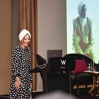 Для выступления перед женской аудиторией в Дохе Собчак надела чалму, отдав тем самым дань исламских традициям.