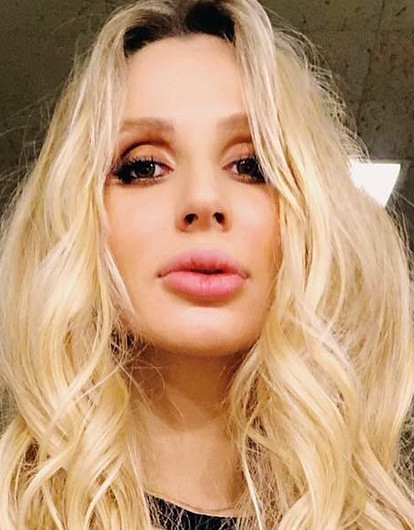 Светлана Лобода призналась, что ей не хватает времени на дочек