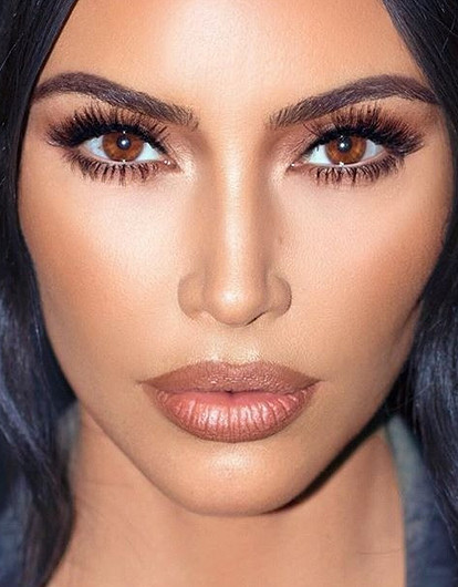 Ким Кардашьян  в образе принцессы Жасмин появилась на свадьбе друга