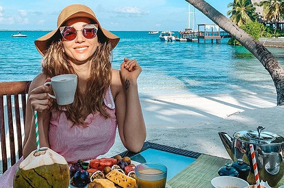 Анфиса Чехова назвала йогу своим наркотиком