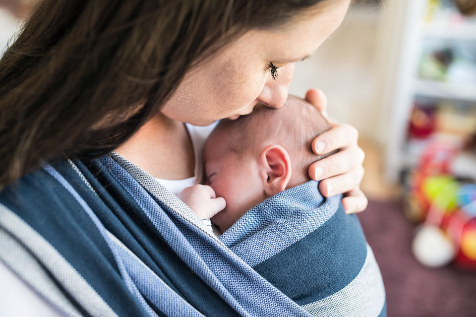 Что такое кризис новорожденности и как его пережить
