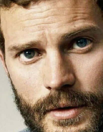 Джейми Дорнан стал отцом в третий раз 