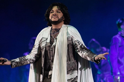 Филипп Киркоров стал звездой мемов на американском сайте