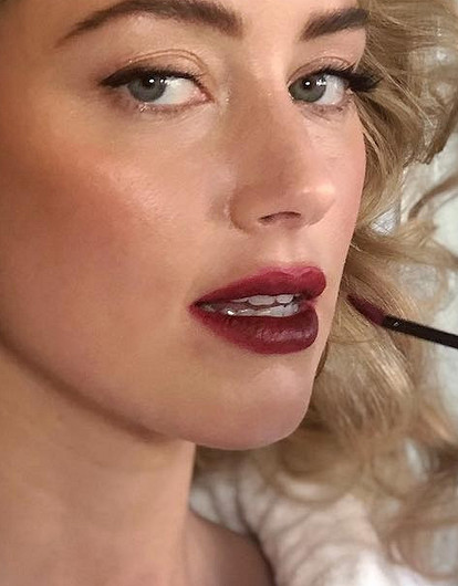 Эмбер Херд рассказала, что Депп разрушил ее гардеробную