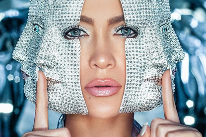 Дженнифер Лопес поделилась трогательным фото с женихом и детьми