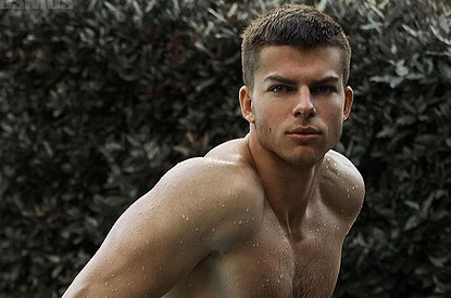 Младший сын Олега Газманова похвастался иномаркой за 15 миллионов рублей