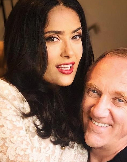 Муж Сальмы Хайек пожертвовал на восстановление Нотр-Дам де Пари 100 миллионов евро