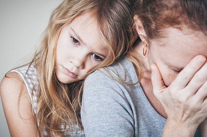 Меня не любит мама: как не сломать себе жизнь. Советы психолога