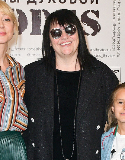 Кристина Орбакайте и Юлия Барановская поздравили Аллу Духову с пятилетием театра TODES 