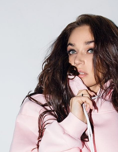 Алена Водонаева прокомментировала скандал с Ольгой Зарубиной