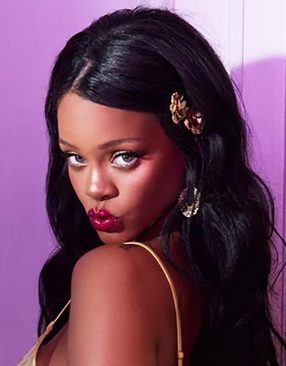 Рианна удивила своей новой дерзкой фотосессией