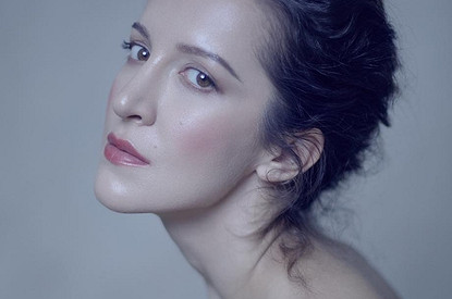 Матильда Шнурова рассказала, как научилась садиться на шпагат