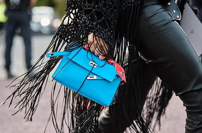 В лучших традициях кантри: 8 вещей с бахромой