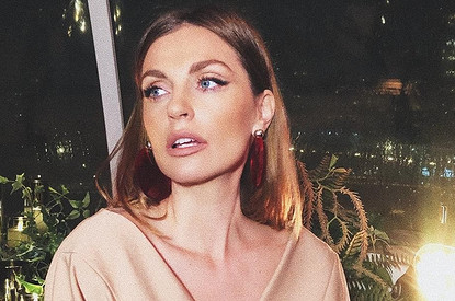 Саша Савельева похвасталась стройной фигурой через месяц после родов