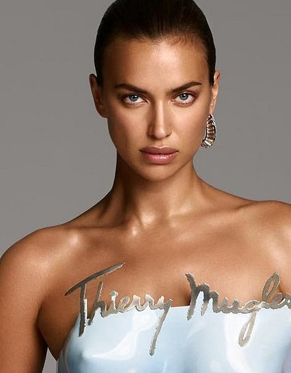 Ирина Шейк опубликовала домашнее фото из спальни (но не с Брэдли Купером)