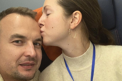 Муж Нюши опубликовал трогательное фото певицы с дочерью