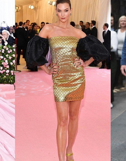 «Садись, два!» Худшие наряды Карди Би, Ники Минаж и других звезд за прошлую неделю