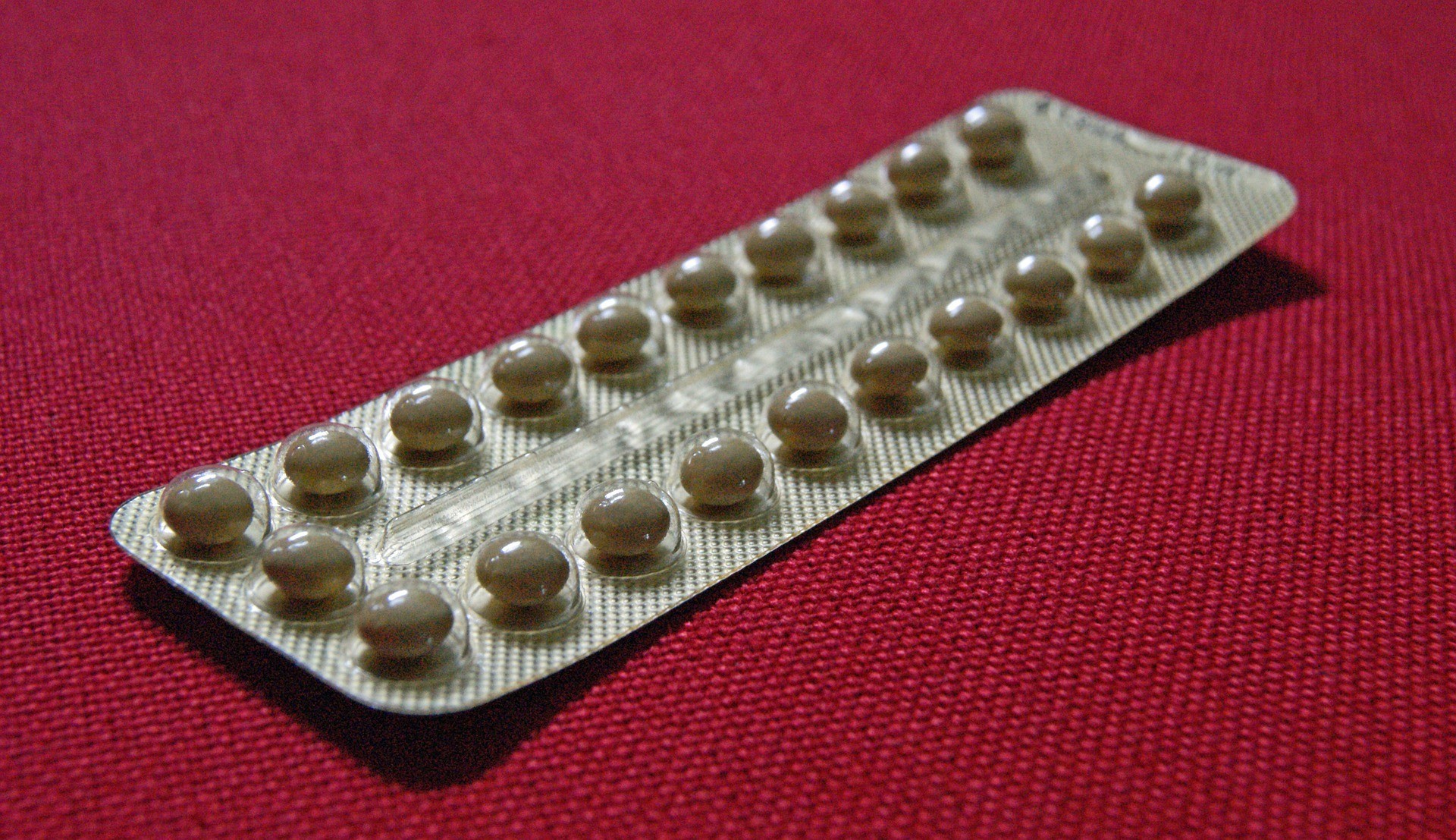 Беременность и оральные контрацептивы: ответы на 4 вопроса, которые тебя давно волнуют