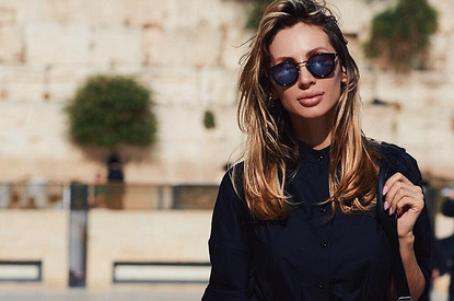 Светлана Лобода впервые опубликовала фото с младшей дочерью