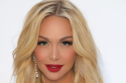 Виктория Лопырева показала идеальный загар