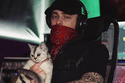 Фотограф, которого Егор Крид обвинил во лжи, «слил» компромат на певца