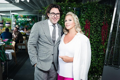 Юлия Барановская, Андрей Малахов и Екатерина Одинцова посетили Public Talk Лето с пользой