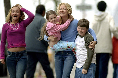 7 вещей, которые берут с собой на прогулку умные мамы