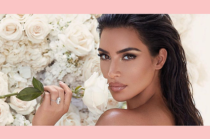 Ким Кардашьян удивила всех новой стрижкой (и смешными штанами)