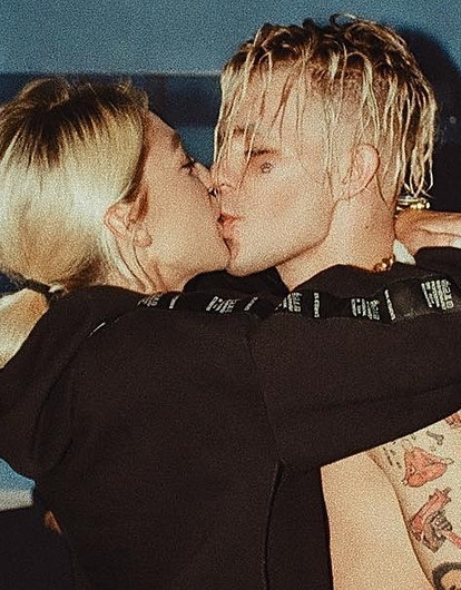 Настя Ивлеева и Элджей улетели в медовый месяц (внезапно)