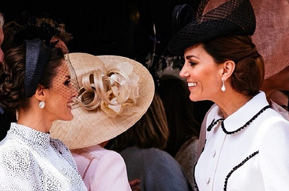Кейт Миддлтон осудили за неуважительное поведение к королеве Летиции (видео)