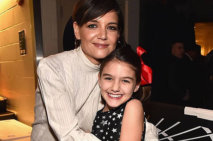 Кэти Холмс сообщила дочери, что Том Круз не ее отец