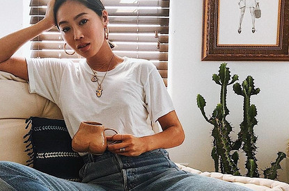 С чем носить женские джинсы скинни и узкие брюки: лови 33 крутые идеи