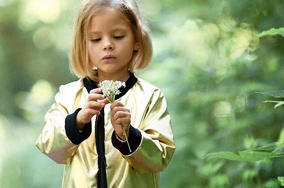 Пятилетняя дочь Тимати и Алены Шишковой дебютировала на подиуме (видео)