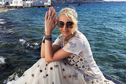 Дом Яны Рудковской спасли от «нечистой силы»