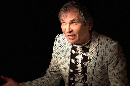 Врачи борются за жизнь Бари Алибасова, случайно выпившего «Крота»