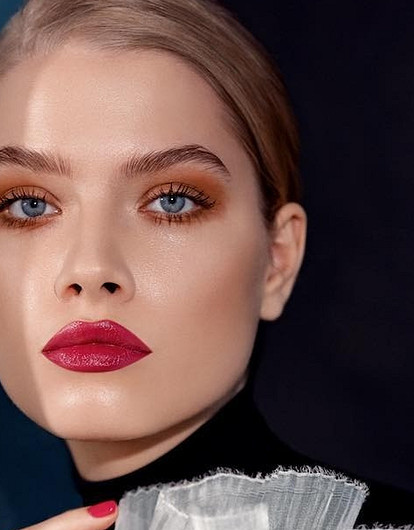 Красота по-голливудски: 5 доступных средств, которые используют звездные визажисты