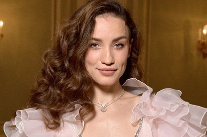 «Лучше иметь целлюлит на бедрах, чем в мозгах»: Виктория Дайнеко ответила на критику ПП-блогера