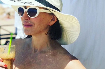 51-летняя Алика Смехова показала фигуру в купальнике