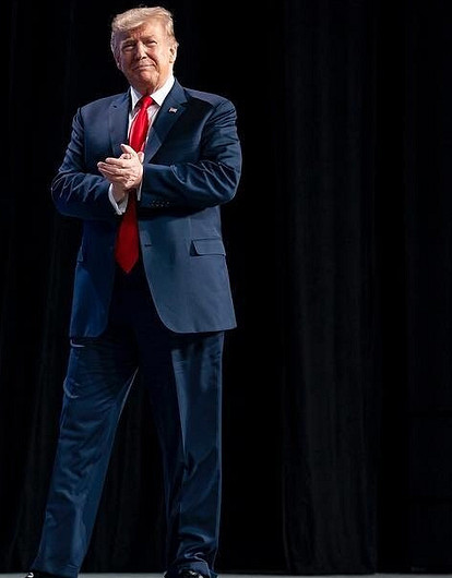 Дональд Трамп заявил о смерти Арнольда Шварценеггера