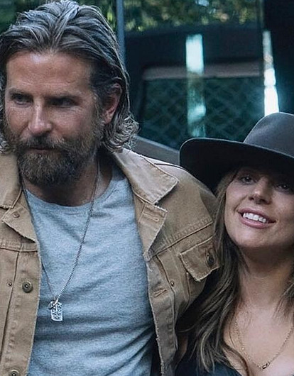 СМИ: Леди Гага съехалась с Брэдли Купером