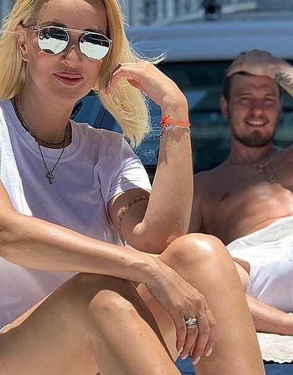 Молодой муж не дал Лере Кудрявцевой выспаться