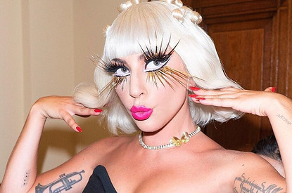 Как иностранцы отреагировали на «русских троллей», атаковавших Instagram Леди Гаги