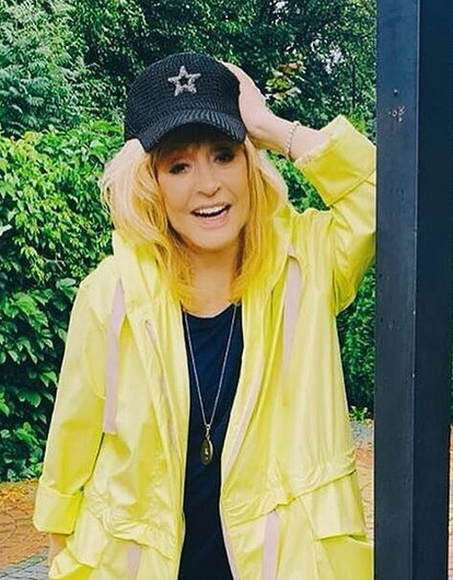 Выезд автомобиля Аллы Пугачевой на перрон вокзала спровоцировал скандал (видео)