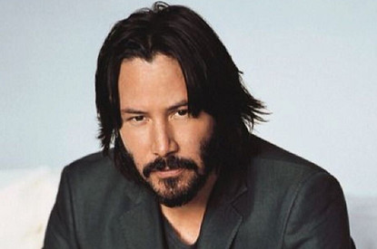 Киану Ривз проезжал мимо дома фанатки и ответил на ее послание (очень милая история)