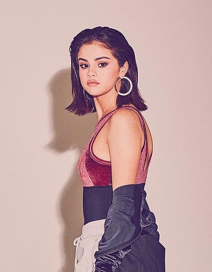 Фанаты довели Селену Гомес до слез