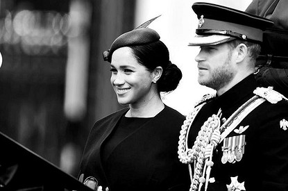 Соседям Меган Маркл и принца Гарри запрещено разговаривать с королевской четой