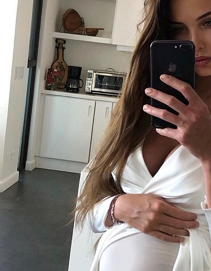 Беременная Анастасия Решетова отдохнула с бывшем мужем Анны Седоковой (видео)