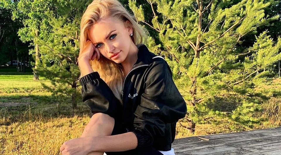 Милана Тюльпанова начала встречаться с 19-летним хоккеистом