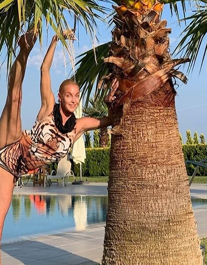 Анастасия Волочкова купила билет в один конец в Грецию (видео)