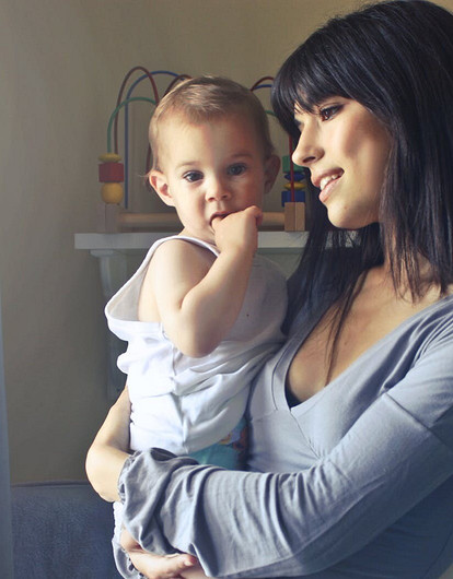 «Смотри не зарази»: чем лечиться при простуде кормящей маме